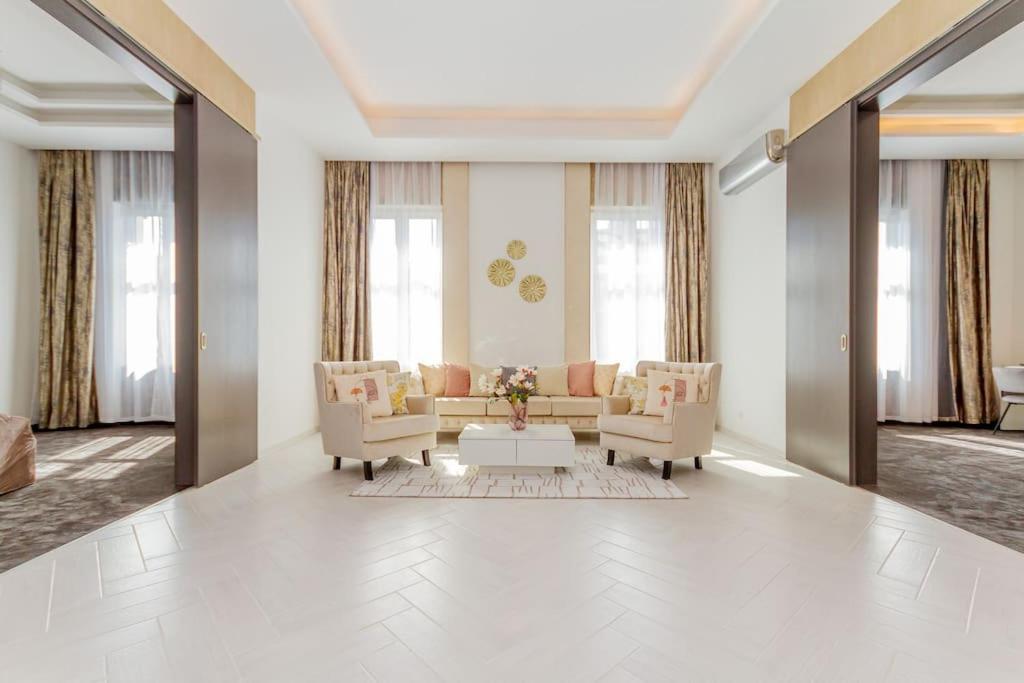 The Opulent Oasis By Newave Apartments 布达佩斯 外观 照片